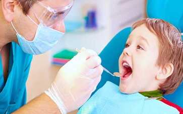 A Child’s First Dental Visit - main blog banner