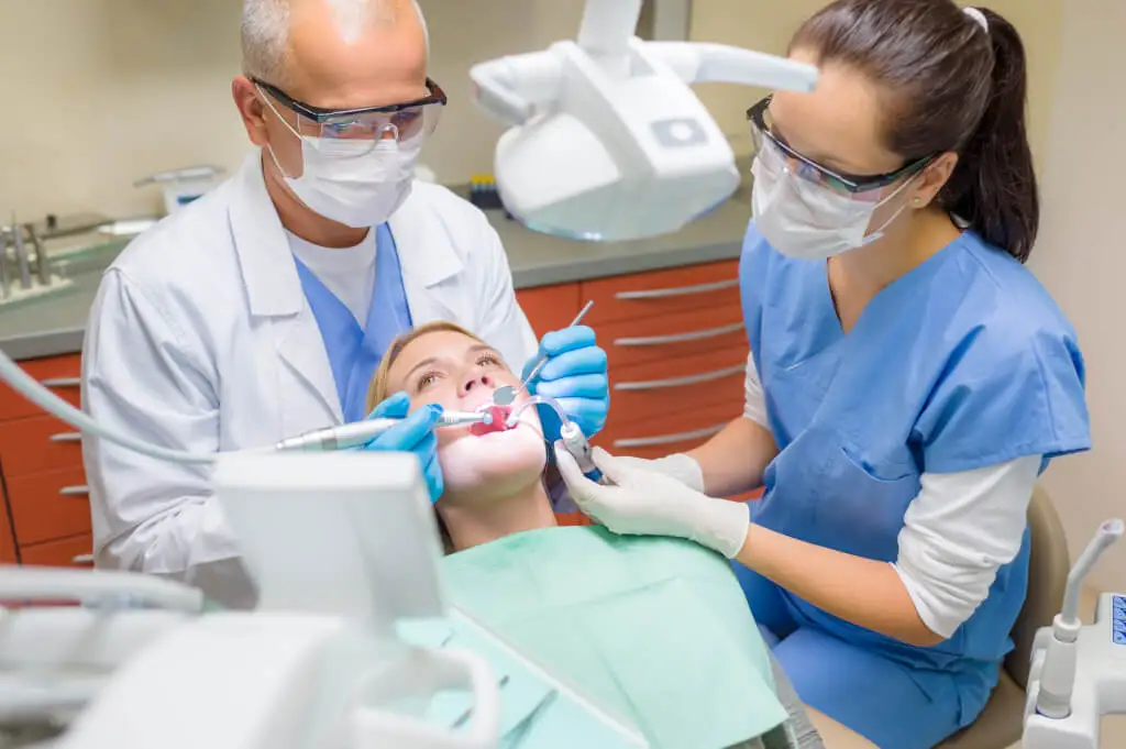 Expert Tips for Optimal Oral Health: A Comprehensive Guide