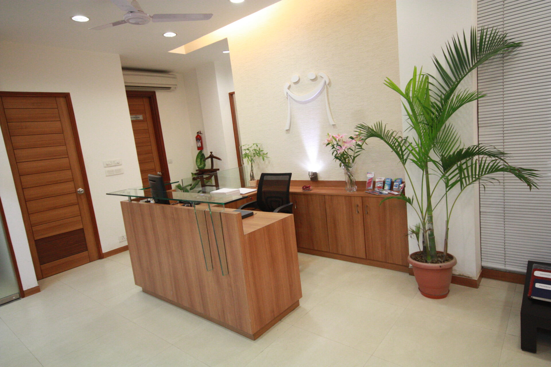 Why Choose the Best Dental Clinic in Delhi?